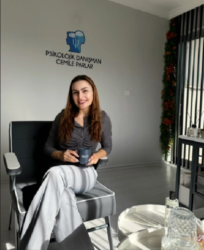 Psk. Dan. Cemile Parlar, Psikolojik Danışman, İzmir Bayraklı