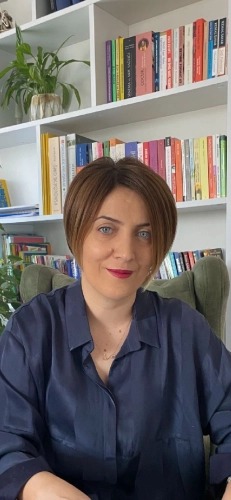 Ebru Batur, Aile Danışmanı, İstanbul
