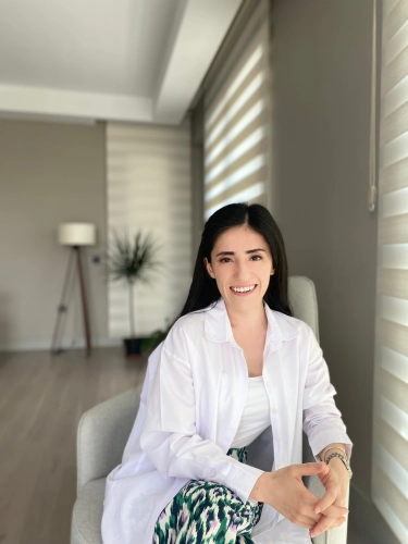 Uzm. Psk. Dan. İrem Türkcan, Uzman Psikolojik Danışman, Ankara Keçiören