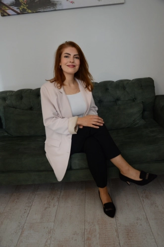 Uzm. Psk. Dan. Elda Tatlı, Uzman Psikolojik Danışman, İstanbul Bakırköy