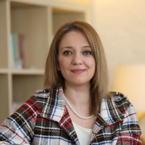 Uzm. Psk. Nesli Zağlı, Uzman Psikolog, İzmir Karşıyaka