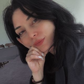Psk. Arzu Bayrak, Psikolog, İstanbul