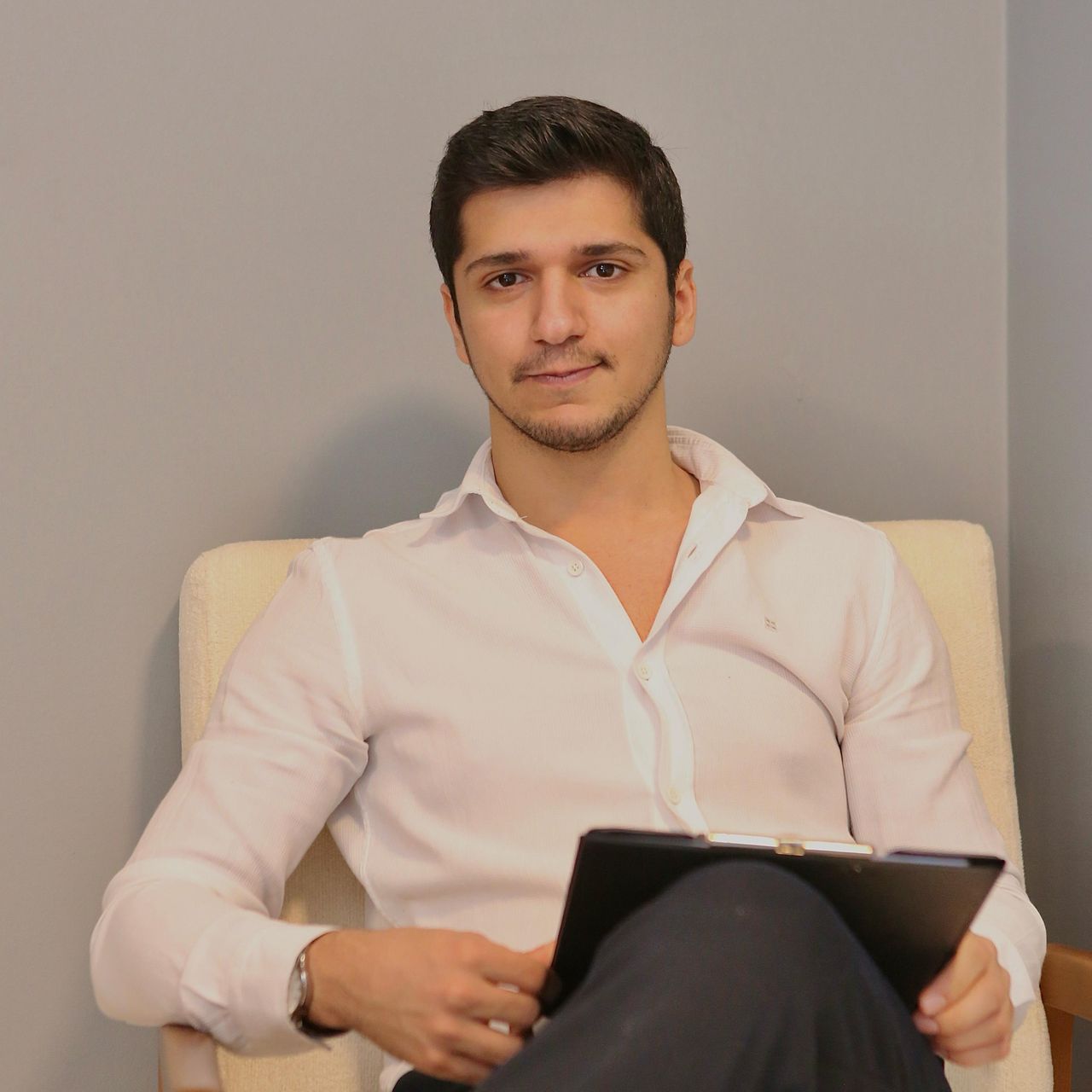 Psk. Atakan Karapolat, Psikolog, İzmir