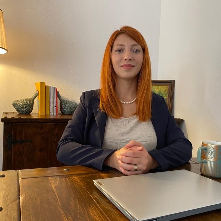 Kl. Psk. F. Çilem Deniz, Klinik Psikolog, İstanbul Beşiktaş