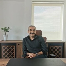 Uzm. Dr. Muhammet Emin Tan, Çocuk ve Ergen Psikiyatristi, İzmir Bayraklı