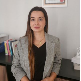 Uzm. Dr. Aydan Hajdini Erenel, Çocuk ve Ergen Psikiyatristi, İstanbul Beylikdüzü