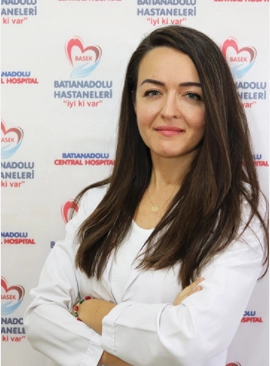 Uzm. Dr. Burcu Gülün Manoğlu, Psikiyatrist, İzmir