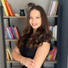 Psk. Cansu Yumrutaşlar, Psikolog, İzmir