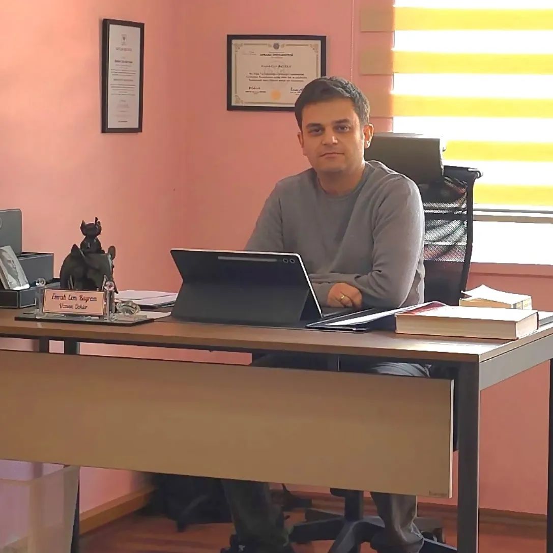Uzm. Dr. Emrah Cem Bayram, Çocuk ve Ergen Psikiyatristi, Ankara