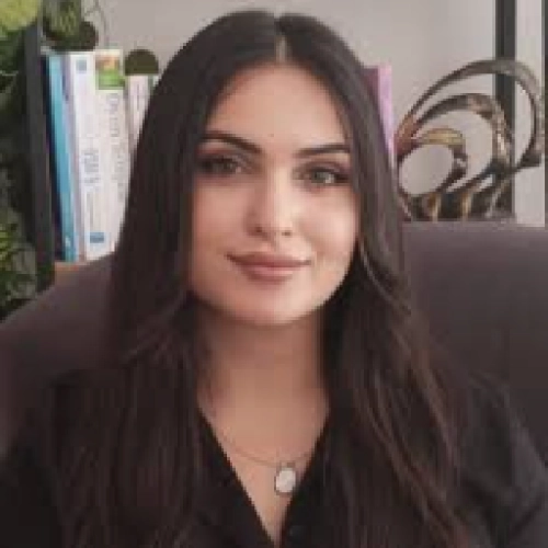 Psk. Fatma Bilici, Psikolog, İzmir