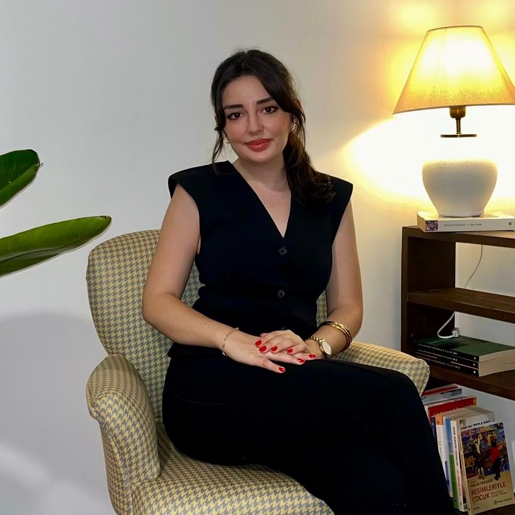 Psk. Hazel Yenioğlu, Psikolog, Muğla Fethiye