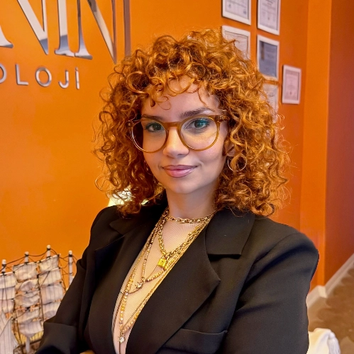 Kl. Psk. Büşra Ağlamaz, Klinik Psikolog, İstanbul Bahçelievler