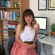 Uzm. Dr. Özlem Uzun, Çocuk ve Ergen Psikiyatristi, Mersin Wisella Mobilya Üzeri)
