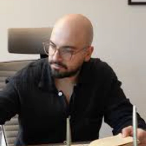 Uzm. Dr. Tayfun Öz, Psikiyatrist, Ankara Çankaya