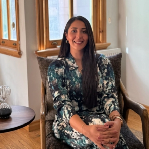 Uzm. Psk. Dan. Aylin Aydınoğlu, Uzman Psikolojik Danışman, İstanbul Kadıköy